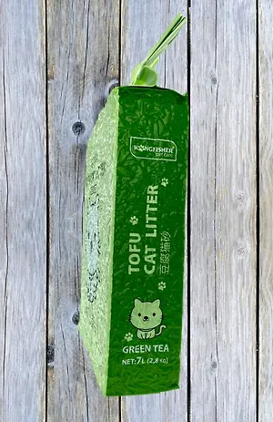 KINGFISHER®️ НАПОЛНИТЕЛЬ ДЛЯ КОШАЧЬИХ ТУАЛЕТОВ ТОФУ (TOFU) "GREEN TEA", с ароматом зелёного чая, пакет 2,8 кг (7 литров)
