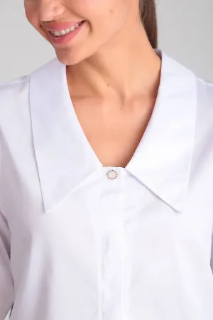 Белая блузка из хлопчатобумажной ткани с отложным воротником