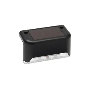 Садовый светильник на солнечной батарее