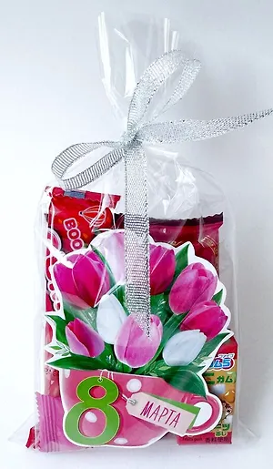 Подарок на 8 марта д 13