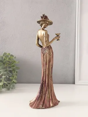 Фигурка полистоун «Девушка в платье 20-30-х годов с бокалом», 12.5x9.5x31.5 см