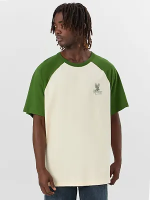 Футболка мужская с принтом "Adventure"