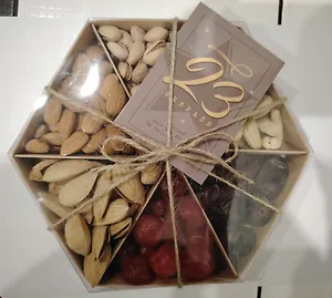 Набор из орехов и сухофруктов  к 23  февраля