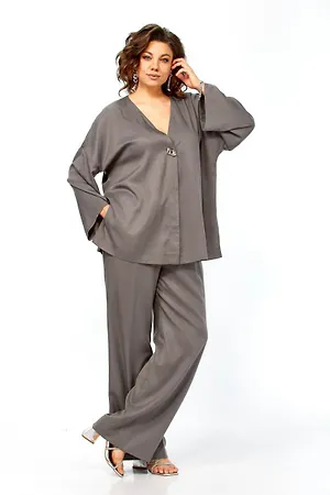 Женский брючный костюм-двойка