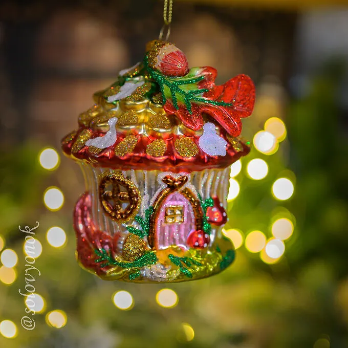 Holiday Classics Домик с желудем (стекло)